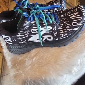 Brooks Womens Black and Blue Running Shoes